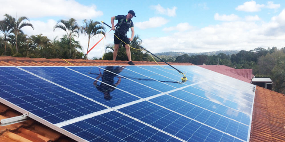 How to Clean Solar Panels on the Roof