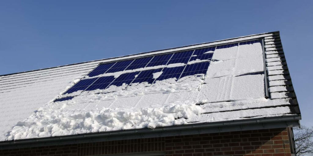 Do Solar Panels Work in The Snow